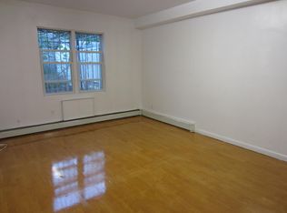 4629 161st St #1FL, Flushing, NY 11358