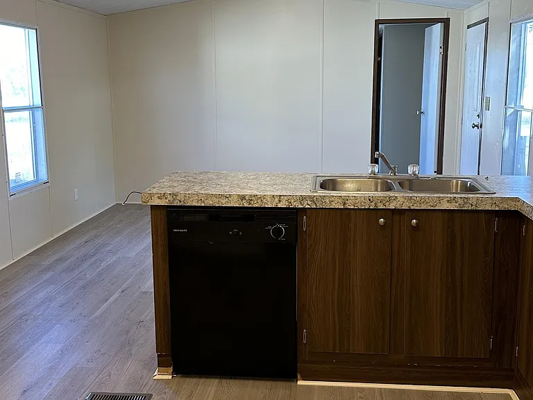 1325 Harris Hill Rd — Photo 5