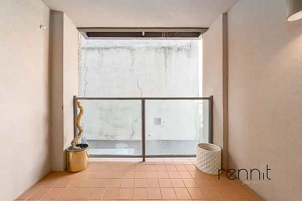 Rented by Rennit Inc. | media 6