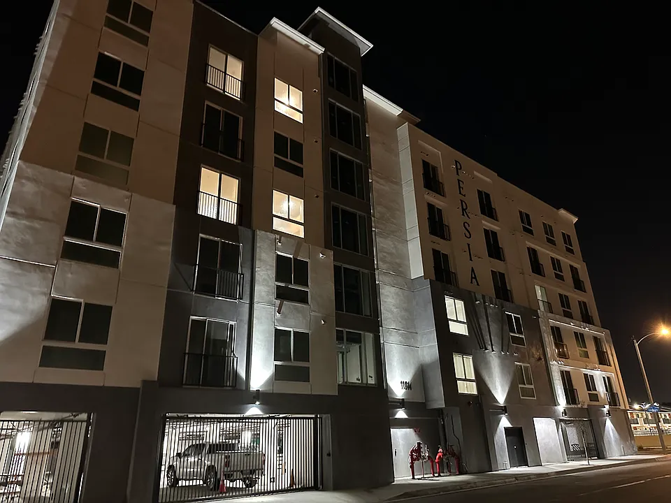 Building Photo 5