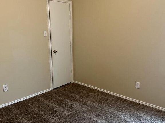 3rd image of 6325 Stone Lake Dr