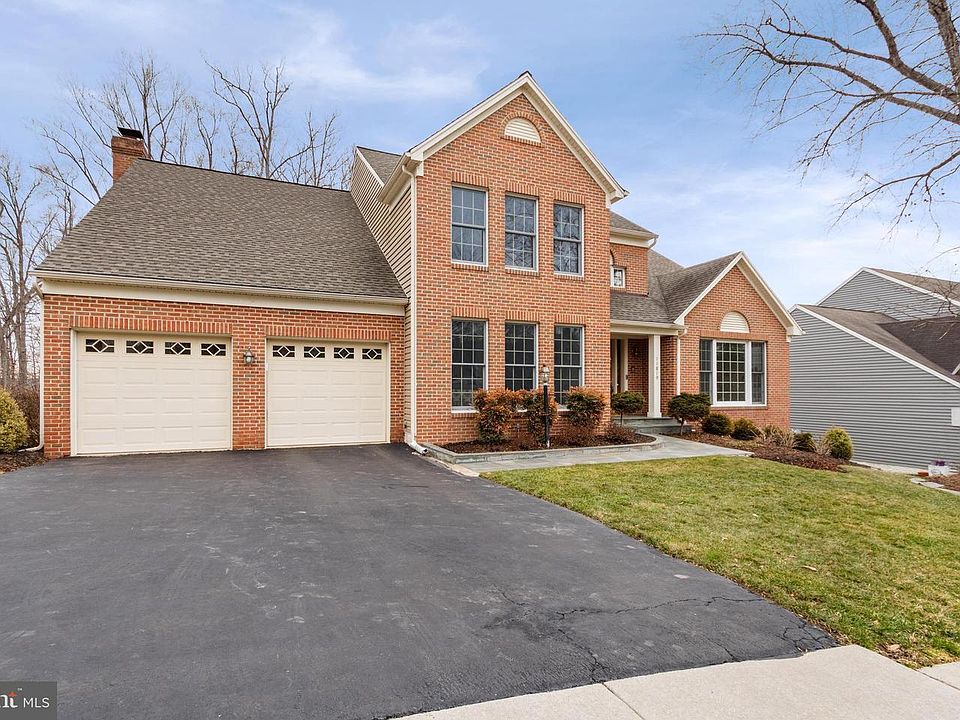 1st image of 11819 Troika Ct