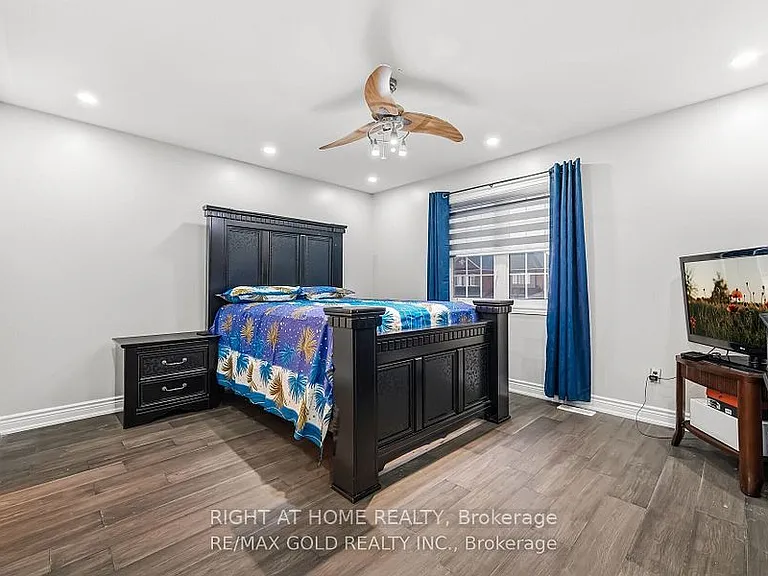 29 Laurentide Cres #UPPER — Photo 17