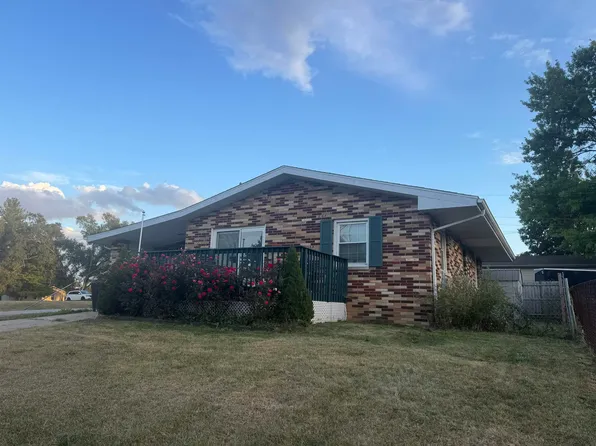 1140 E Myrtle St, Canton, IL 61520