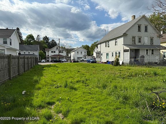 2nd image of 137 S Fillmore Ave