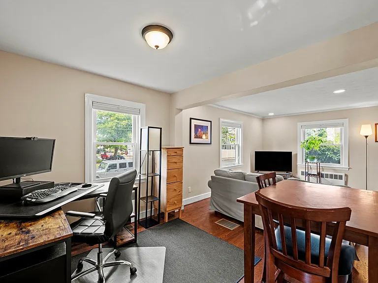 197 Lowell St #1 — Photo 10