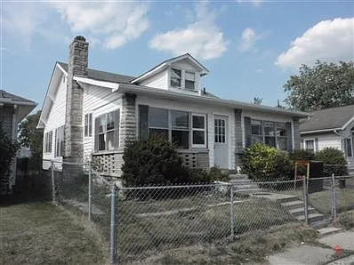 1605 3rd St photo 1