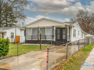 5247 Winona Dr, Toledo, OH 43613