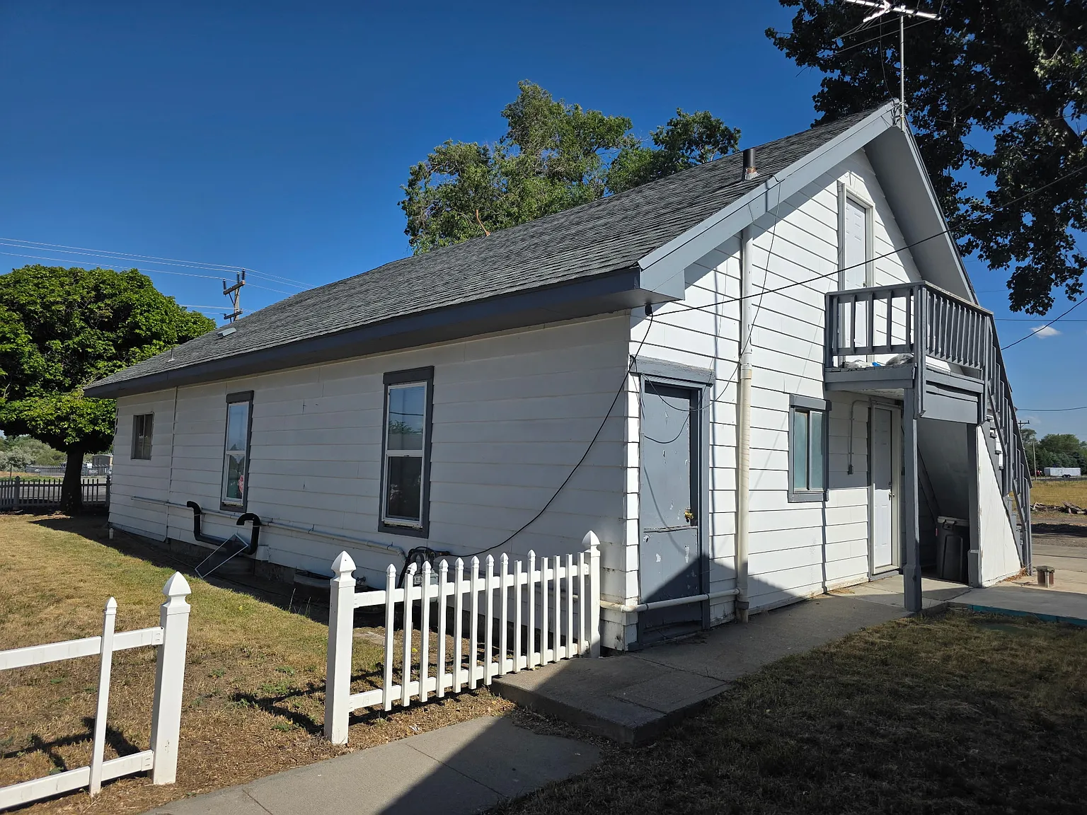 4 bed, $2,000 — Photo 3