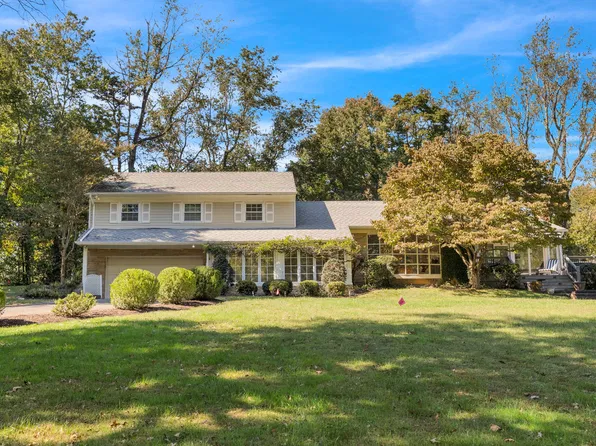 11100 Pelham Ln, Fairfax, VA 22030