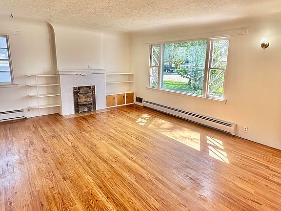 5th image of 821 Howell Ave