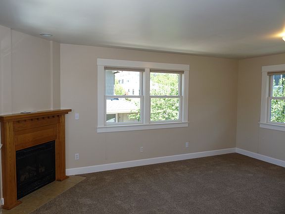2nd image of 1723 Garden St