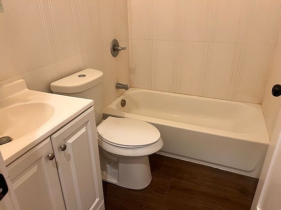 5th image of 435 Park Ave Floor 2