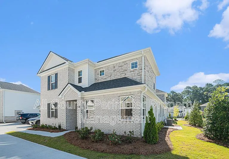 607 Silver Moon Dr — Photo 3