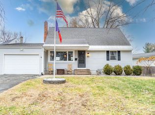 71 Southgate Rd, Loudonville, NY 12211