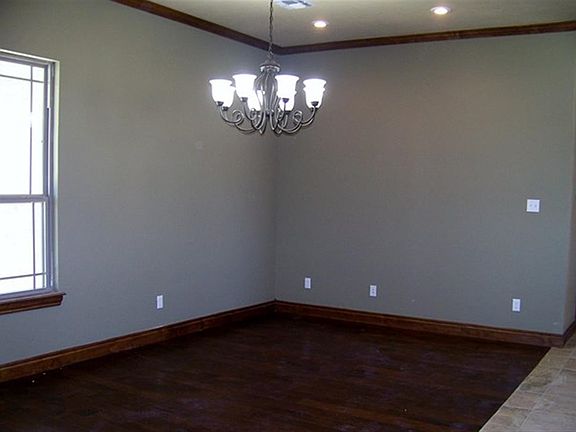 5th image of 1106 NE Scissortail Dr