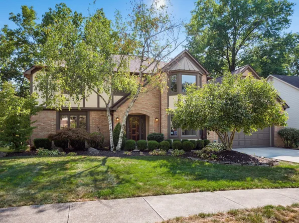 498 Deer Run Ct, Westerville, OH 43081
