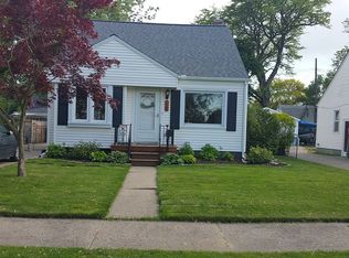 129 Canfield Dr, Mount Clemens, MI