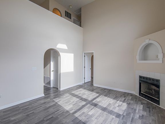 5th image of 5175 Sand Ct