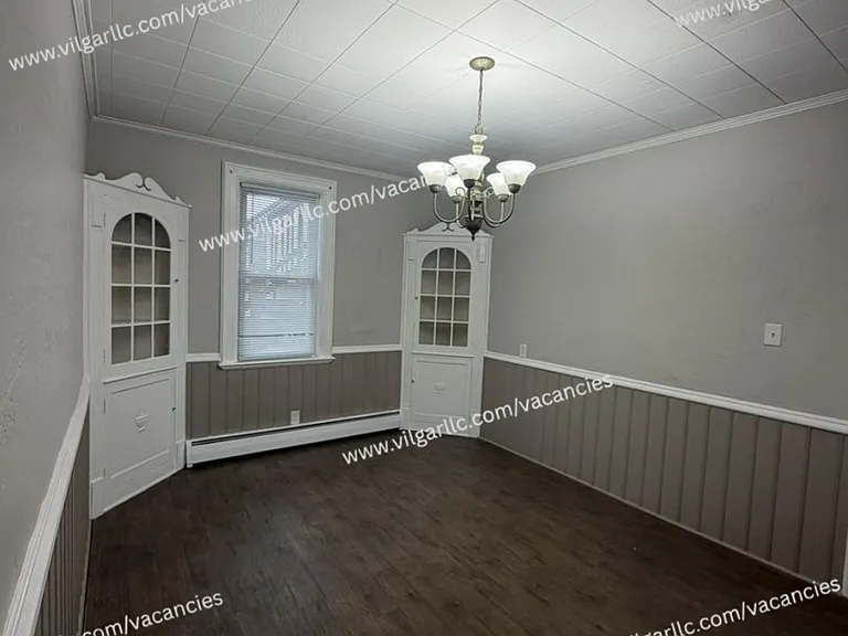 136 Matteson St — Photo 10