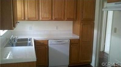 5th image of 437 E Puente St