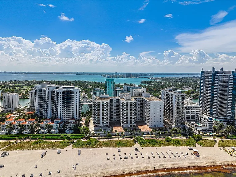 6039 Collins Ave #936 — Photo 40