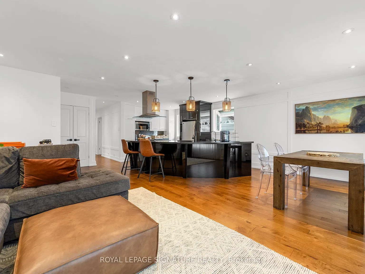 4 bed, $4,500 — Photo 4
