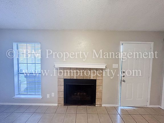 4th image of 1172-1178 Bear Creek Rd #1172