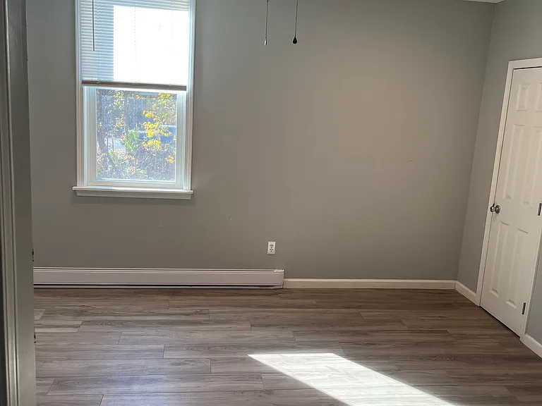 4710 Main St — Photo 8