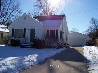1290 Garland St, Green Bay, WI 54301