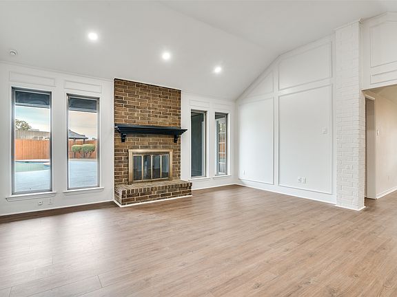 5th image of 2814 Miller Rd