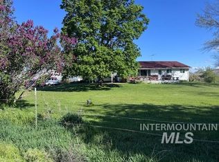 10040 E Gatfield Rd, Emmett, ID 83617