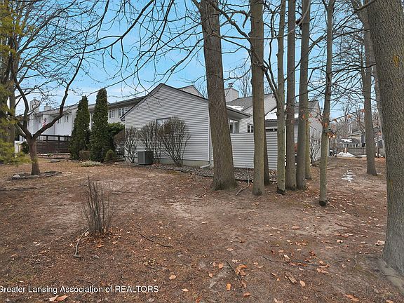 3rd image of 1102 Timbercreek Dr APT 50