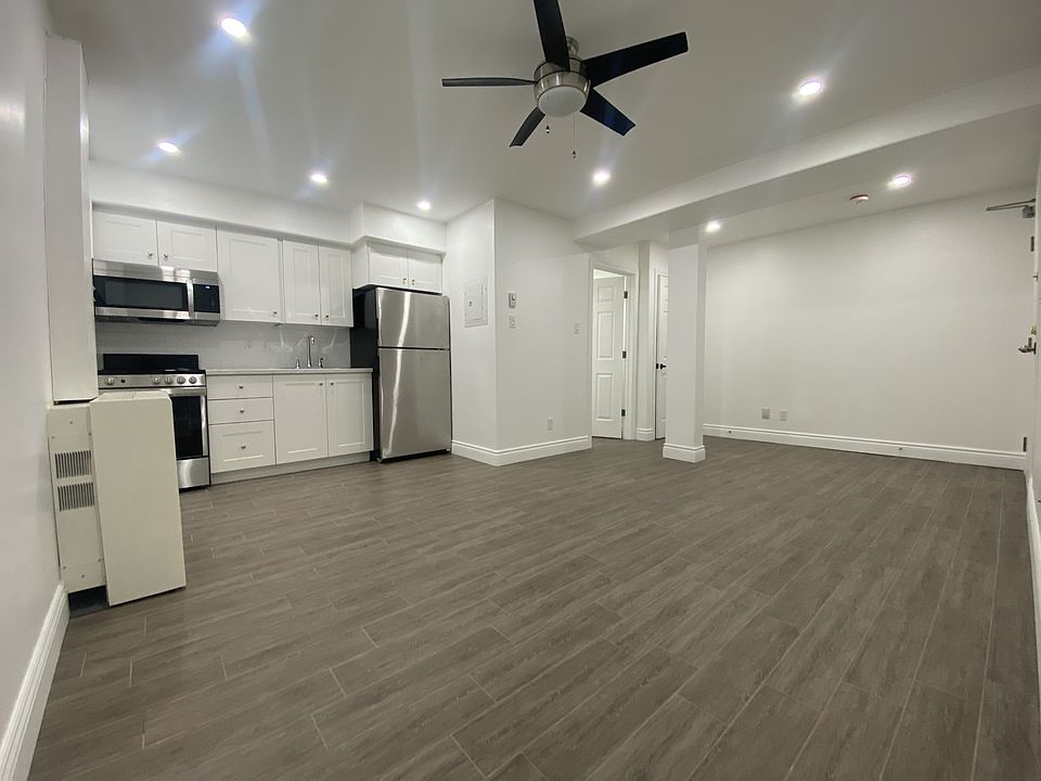 1st image of 110 Gloucester St #Street31-31
