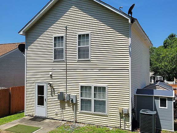 4th image of 707 Southern Charm Dr
