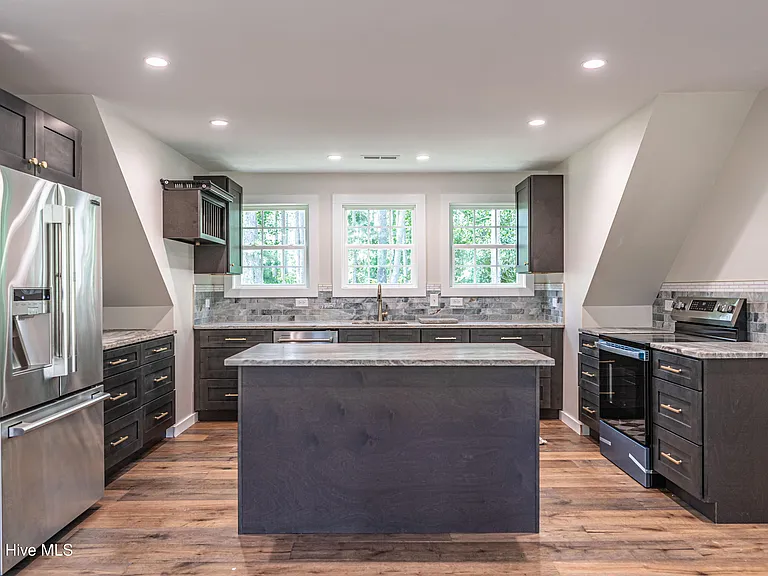 445 Brinkley Rd — Photo 14