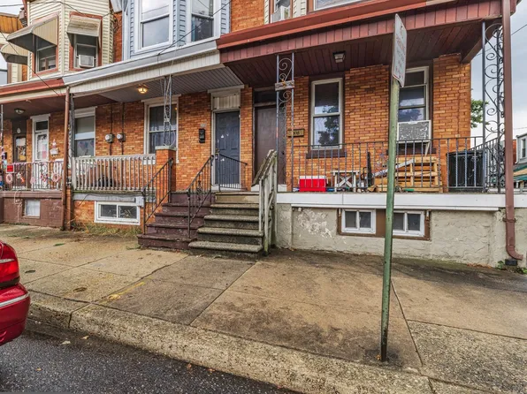 310 Powell St, Gloucester City, NJ 08030