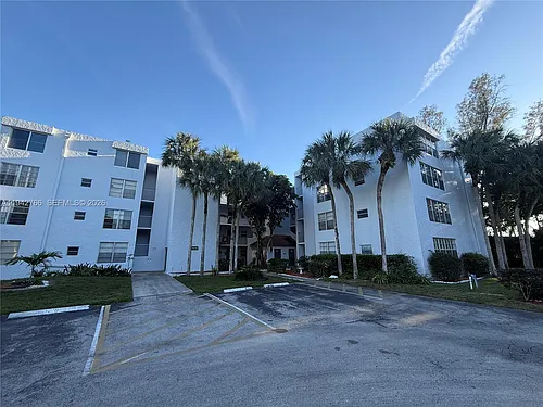 9470 Live Oak Pl #104 Photo 1