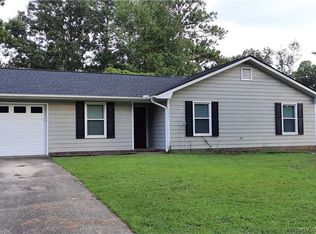 1051 Tyler Dr, Fayetteville, NC 28314