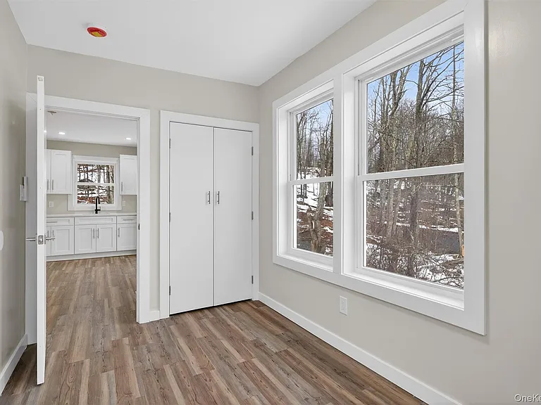 303 Main St #2R — Photo 8