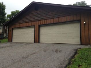 527 Spring St, Collinsville, IL 62234