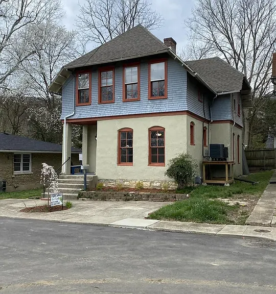 102 Watson Ct — Photo 1