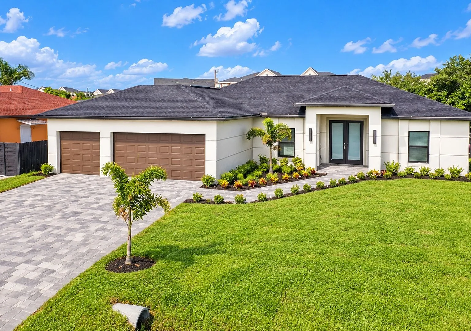 Brand-New 4-Bedroom Cape Coral Home Modern Style, Spacious Living & Florida Charm! — Photo 1