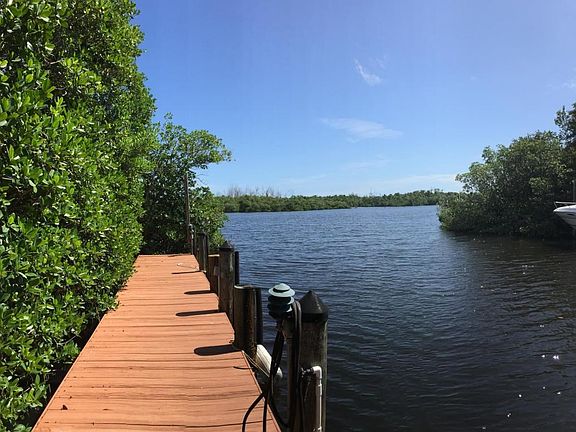 Deeded Dock on Intracoastal