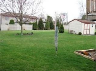 2210 Valley Rd, East Petersburg, PA 17520