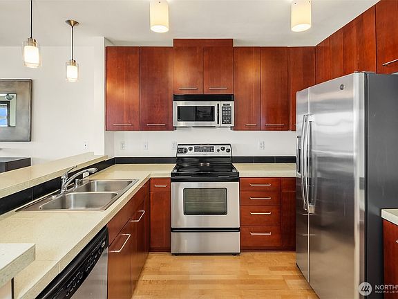 4th image of 655 Crockett Street #B301