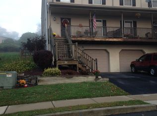 24 S Oneil St, Mohnton, PA 19540