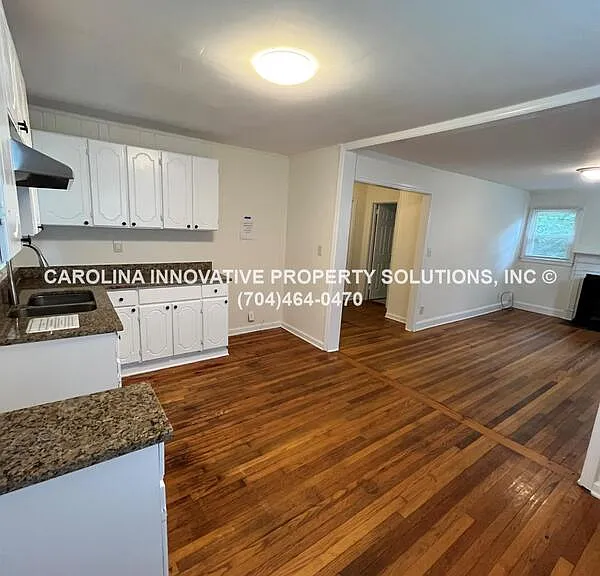 2824 Phillips Ave — Photo 10