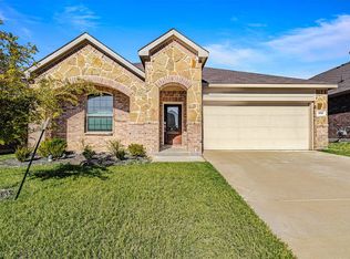 2113 Fimbry Dr, Royse City, TX 75189