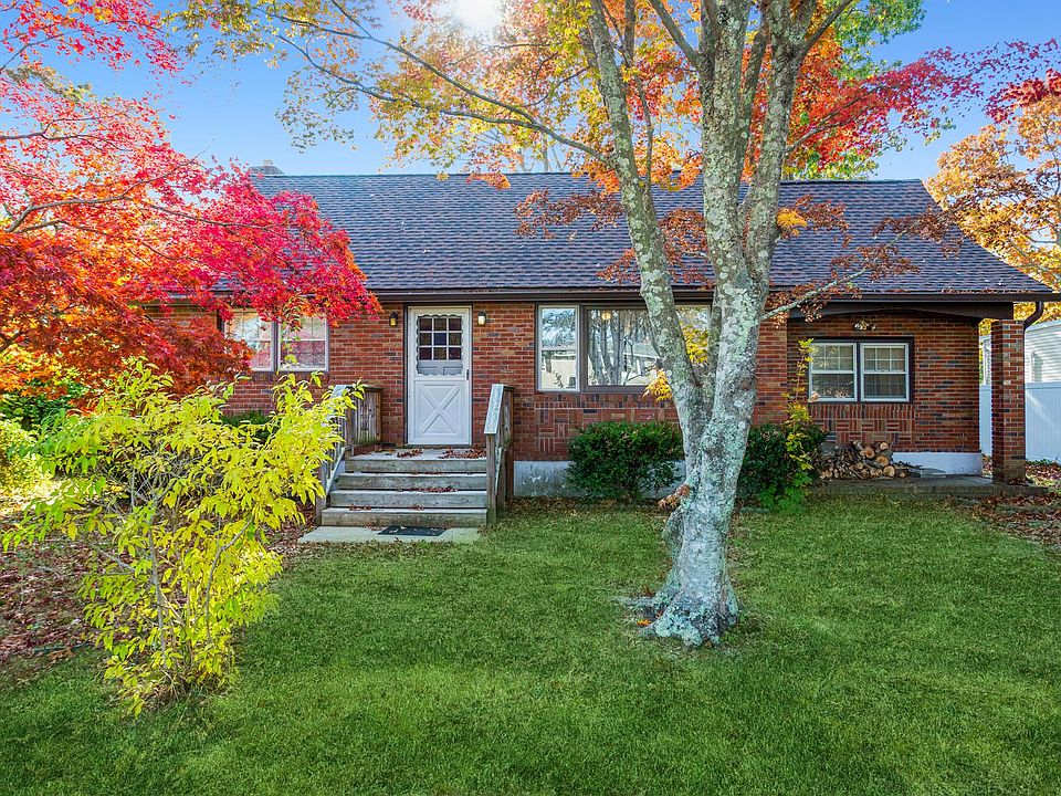 1st image of 128 Arpage Dr E